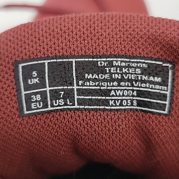 Ugg Telkes Boots - Picture 10 of 11